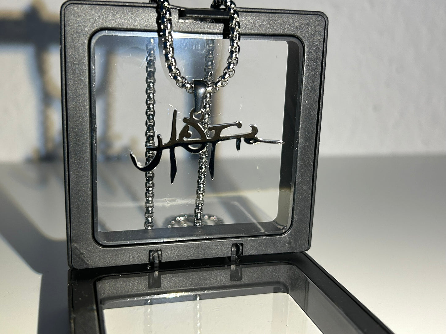 Frank Ocean fan necklace
