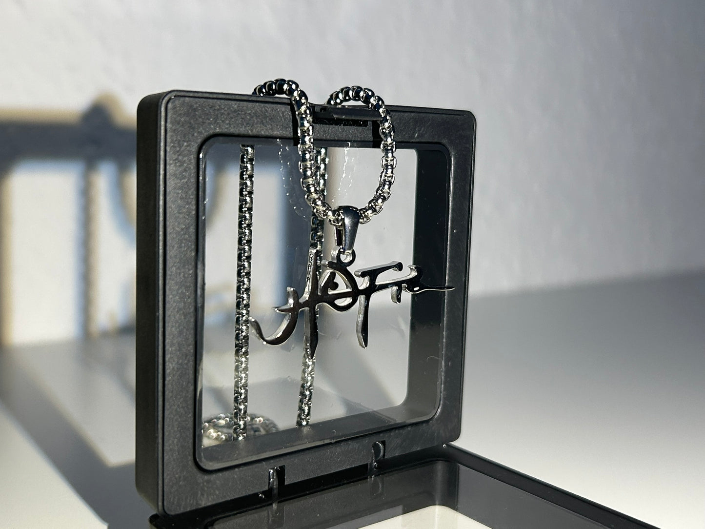 Frank Ocean fan necklace